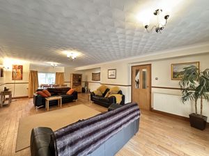 Photo 56- click for photo gallery